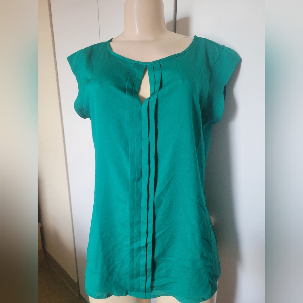 The Limited top, green color, size M